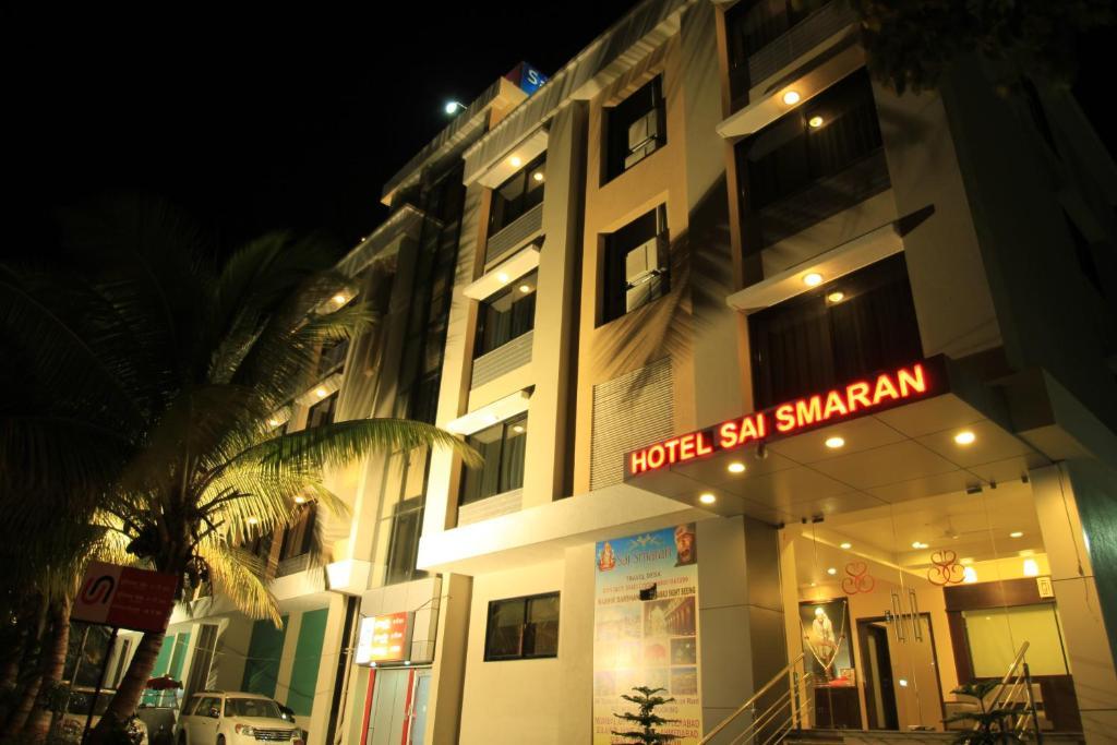 Hotel Sai Smaran Shirdi Luaran gambar