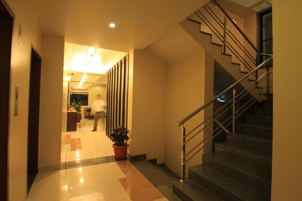 Hotel Sai Smaran Shirdi Luaran gambar
