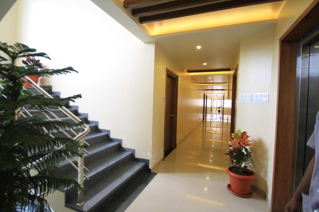Hotel Sai Smaran Shirdi Luaran gambar